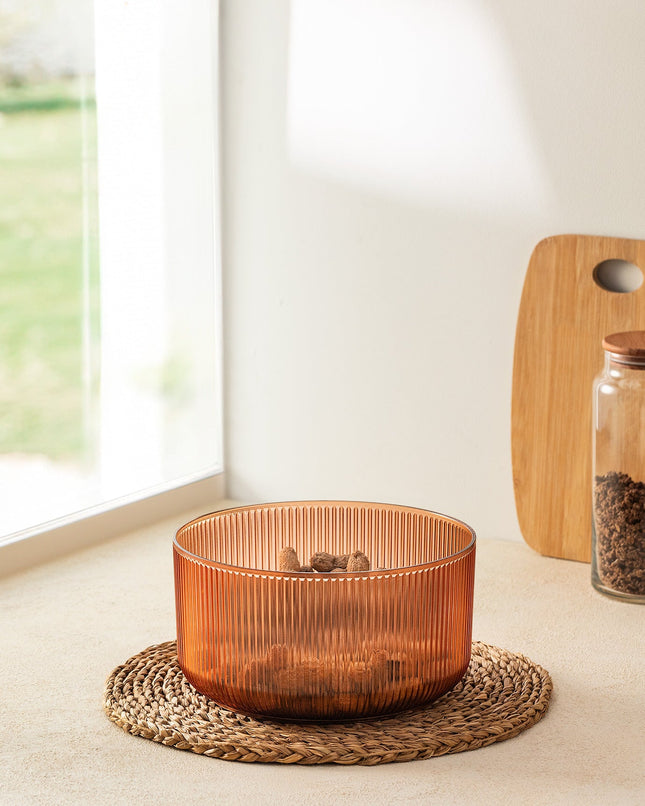 Macario 4L Amber Bowl with Stylish Motif Design