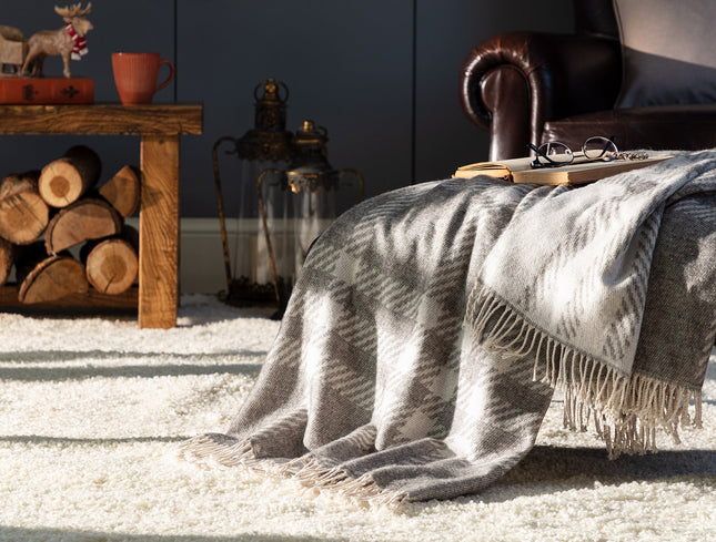 Katriane Gray TV Blanket - Cozy Throw for Living Room