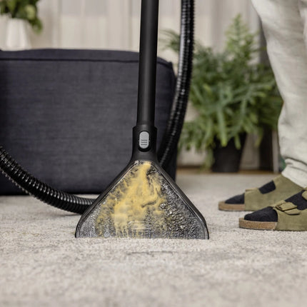 Kärcher SE 4001 Spray Extraction Cleaner - 1000W - 3-in-1 Deep Cleaning (Wash, Vacuum & Dry) - 4L Clean/Dirty Water Tanks - Ideal for Carpets & Upholstery - Model 1.081-130.0