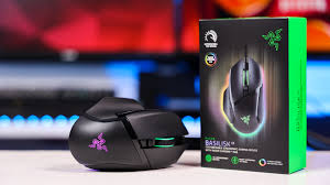 Razer Basilisk V3 — Customizable Gaming Mouse with High-Precision Sensor