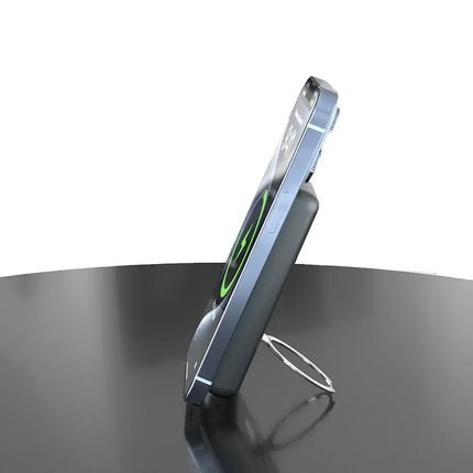 Lenyes PW1001D Magnetic Wireless Power Bank - 10000mAh - 22.5W Super Fast Charging - 15W MagSafe Compatible Wireless Output - LED Digital Display