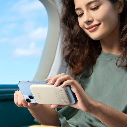 Ugreen Magnetic Wireless Power Bank 5000mAh PB560